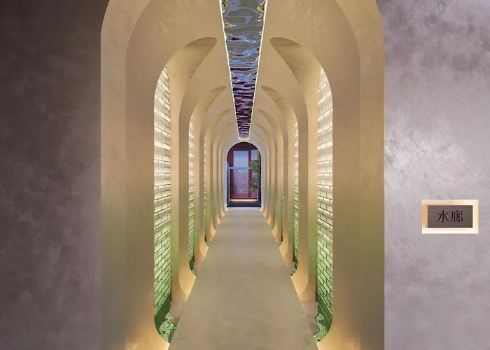 Happy Dragon Courtyard- Newly Renovated With French Windows, Near Tian\'Anmen Forbidden City,Lama Temple And Heaven Temple, 3Minutes Walk From Subway,Fluent English Speaking With Tourist Sights Tickets Service ,Free Coffee &Laundry Service